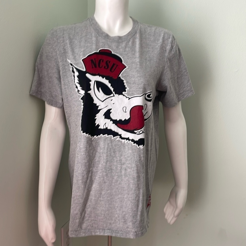 NCSU / NC State Gray Adidas Wolfpack  short sleeve shirt medium